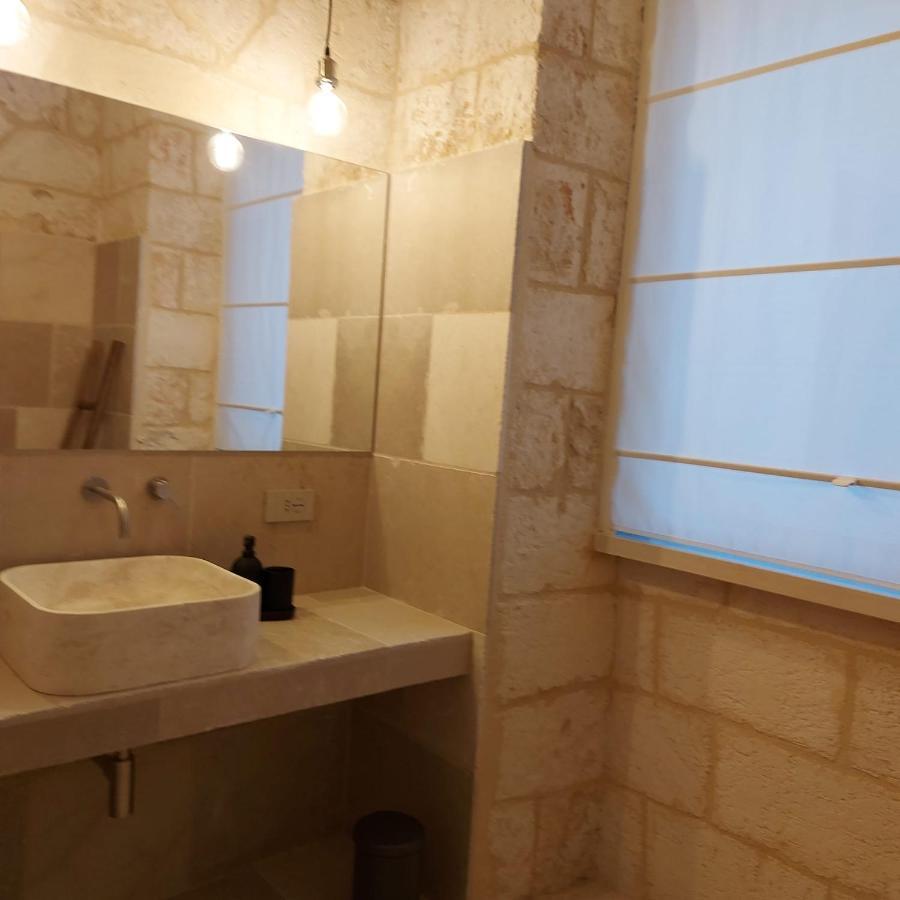 לינה וארוחת בוקר בארי Palazzo Momi מראה חיצוני תמונה