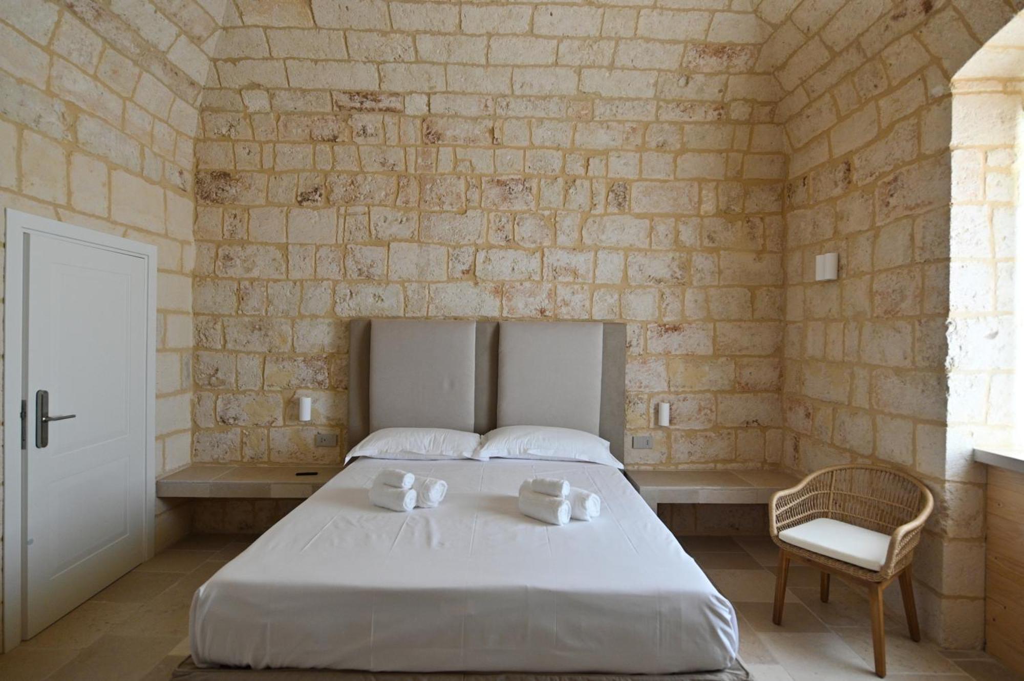 לינה וארוחת בוקר בארי Palazzo Momi מראה חיצוני תמונה