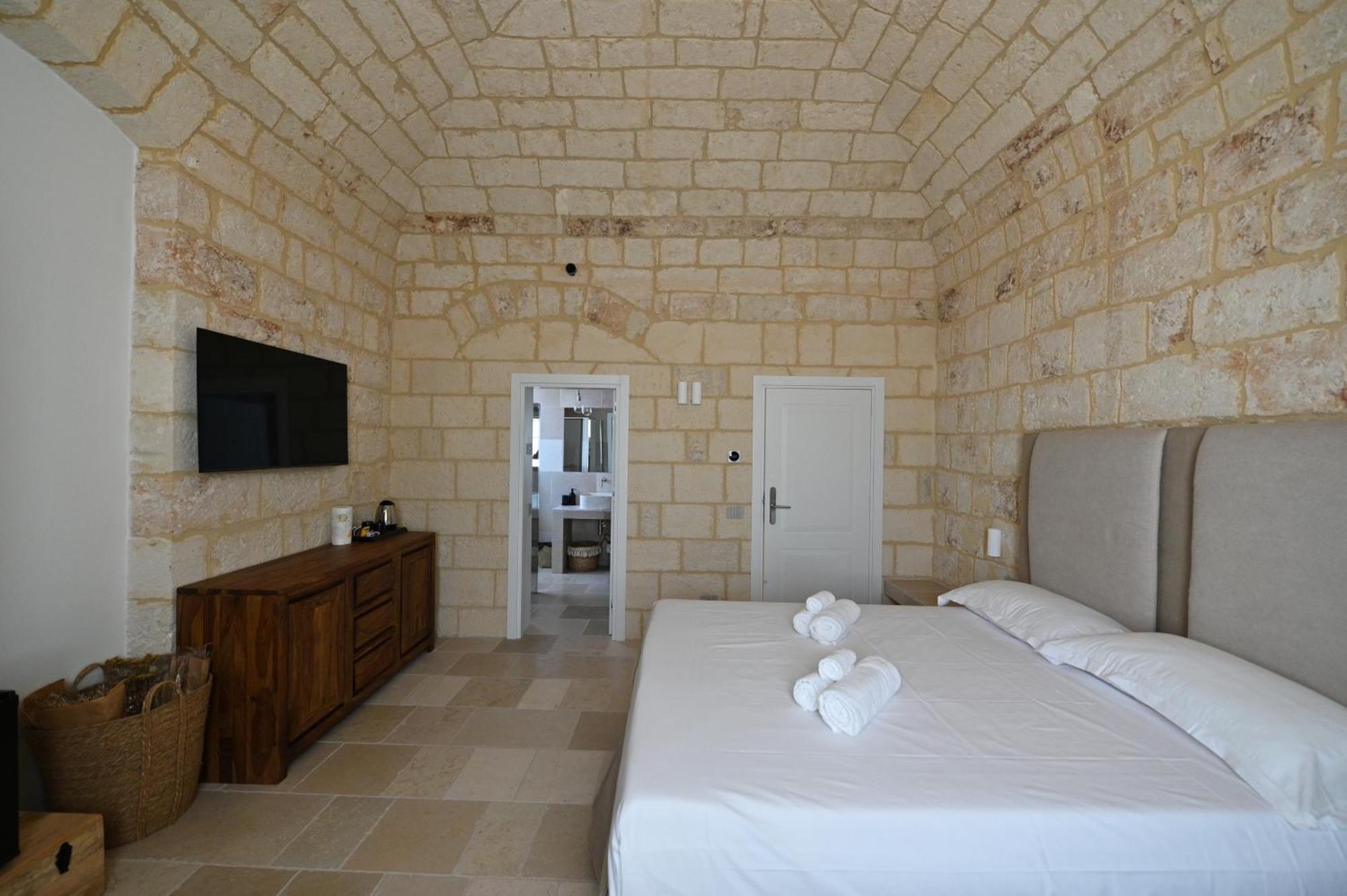 לינה וארוחת בוקר בארי Palazzo Momi מראה חיצוני תמונה