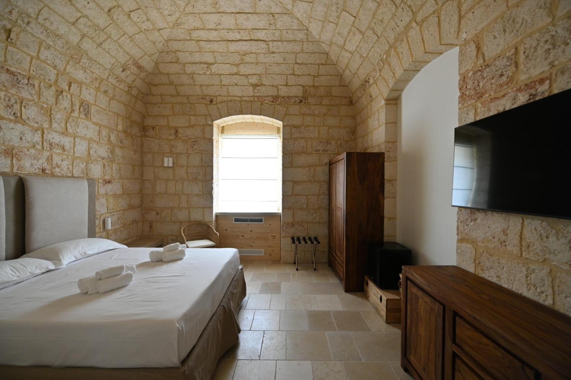 לינה וארוחת בוקר בארי Palazzo Momi מראה חיצוני תמונה