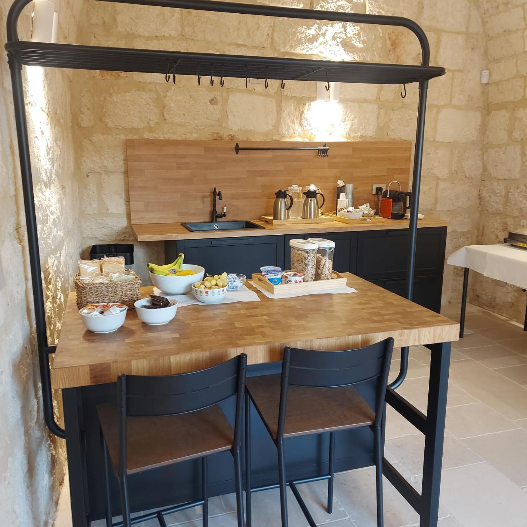 לינה וארוחת בוקר בארי Palazzo Momi מראה חיצוני תמונה